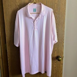 Men’s light pink patterned polo.